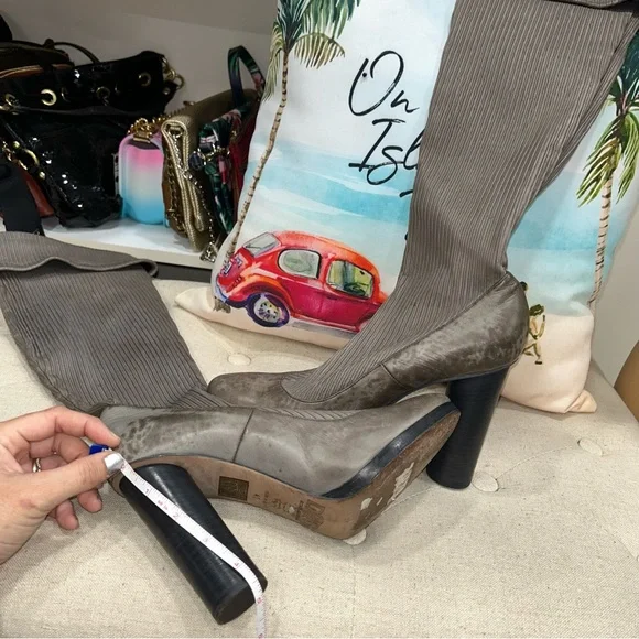 Dolce And Gabbana Vintage Grey Stretch Socks High Boot Heels Size 41 - Picture 8 of 12